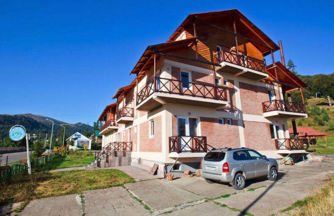 Hotel Apollon Bakoerjani Buitenkant foto