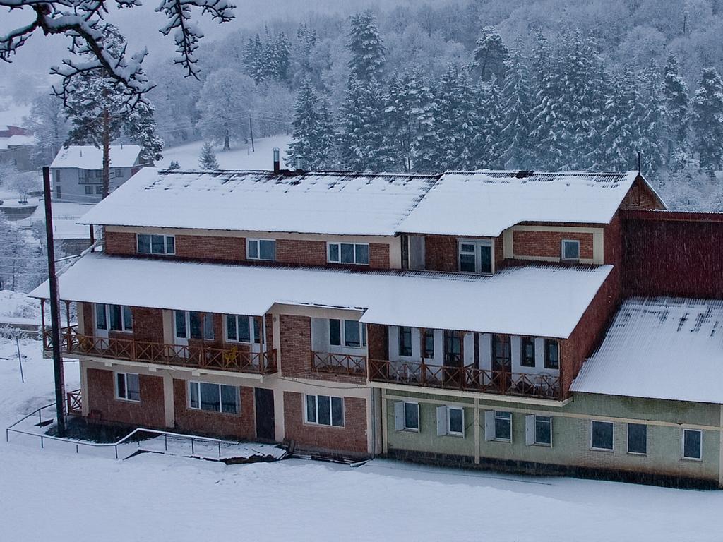 Hotel Apollon Bakoerjani Buitenkant foto