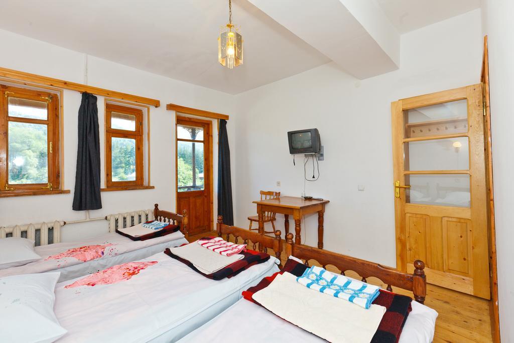 Hotel Apollon Bakoerjani Kamer foto